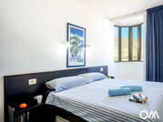 sleeping room with double bed
